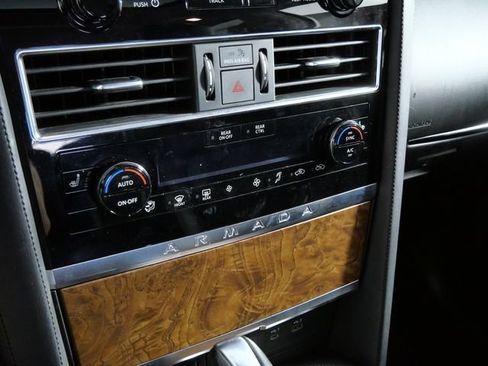 Used 2024 Nissan Armada SL AWD/4WD image 21