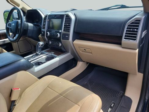 Used 2015 Ford F150 Lariat AWD/4WD image 37