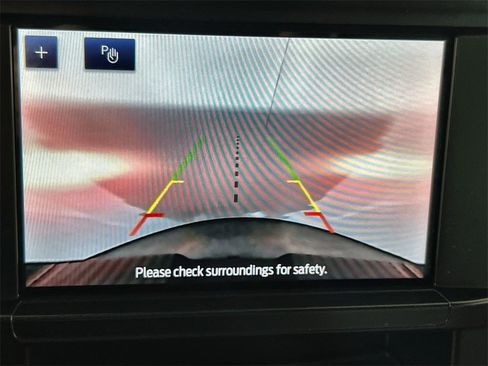 Used 2025 Ford F250 XLT image 22