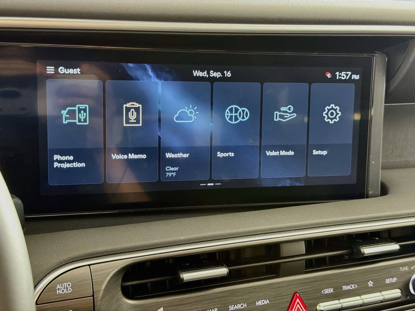 Used 2026 Hyundai Palisade SE FWD image 17