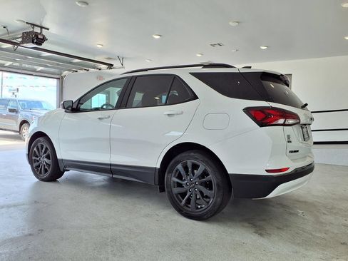 Used 2022 Chevrolet Equinox RS FWD image 18