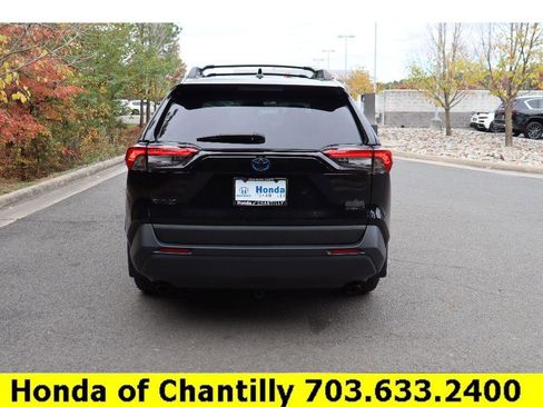 Used 2024 Toyota RAV4 Hybrid Woodland image 6