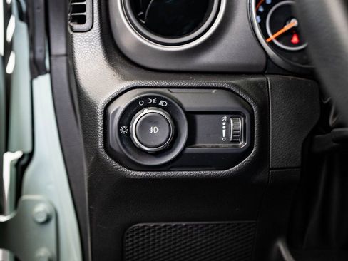 Used 2023 Jeep Wrangler Willys image 41