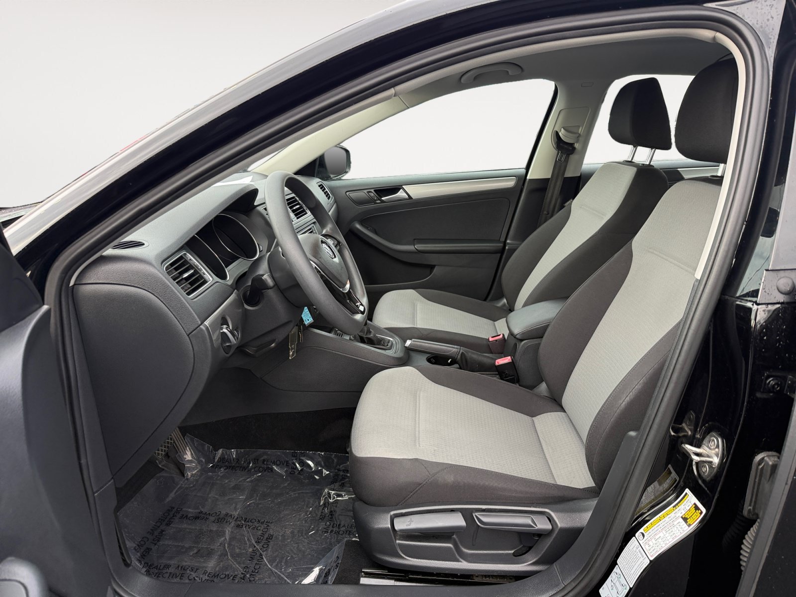 Used 2017 Volkswagen Jetta S FWD image 10