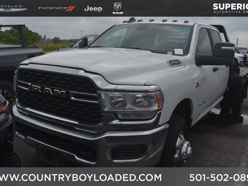 Used 2024 RAM 3500 SLT w/ Quick Order Package 2YG SLT AWD/4WD image 1
