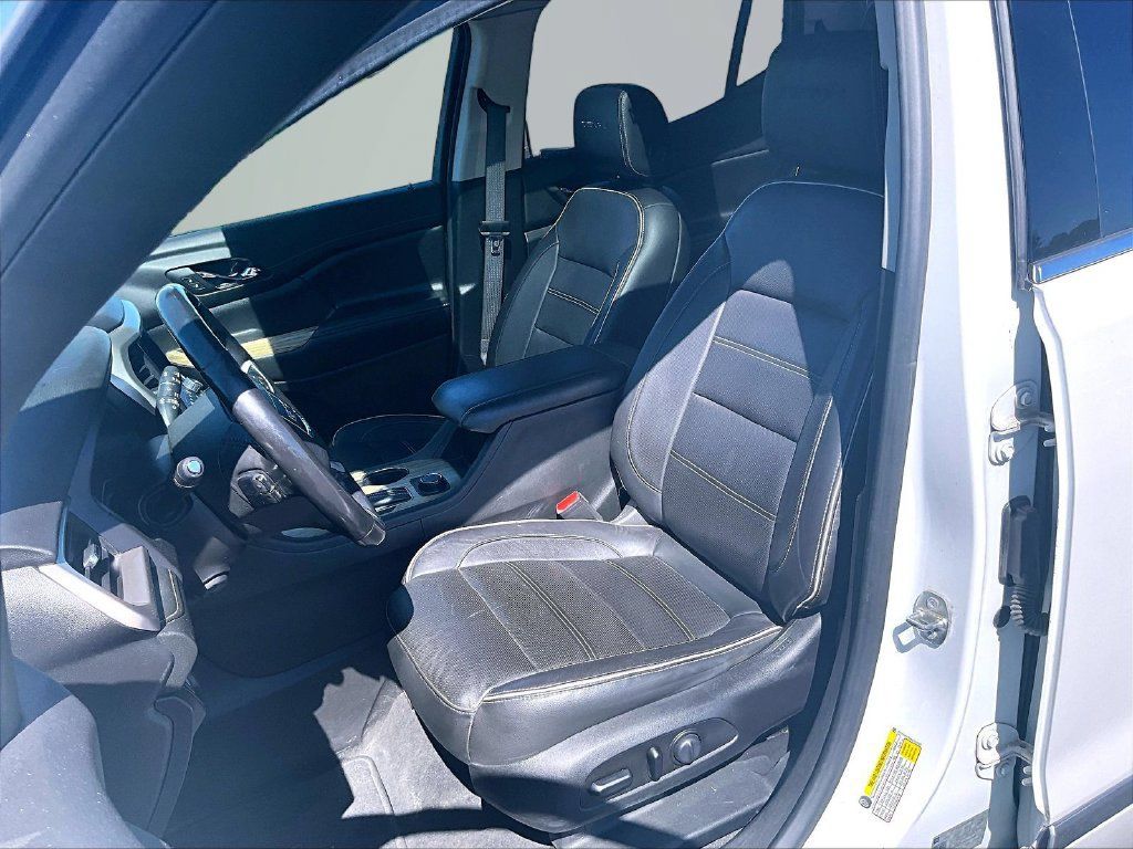Used 2019 GMC Acadia Denali AWD/4WD image 25