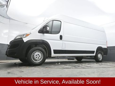 Used 2025 RAM ProMaster 2500 w/ Convenience Group image 33