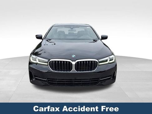 Used 2023 BMW 530i w/ Premium Package RWD image 3
