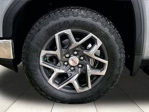 New 2026 GMC Sierra 1500 SLT w/ SLT Premium Package image 7