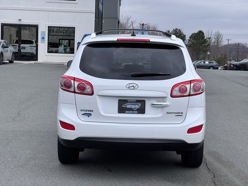 Used 2011 Hyundai Santa Fe Limited image 4