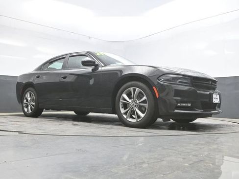 Used 2021 Dodge Charger SXT AWD/4WD image 39