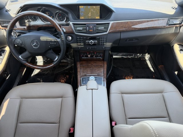 Used 2012 Mercedes-Benz E 350 Sedan image 3