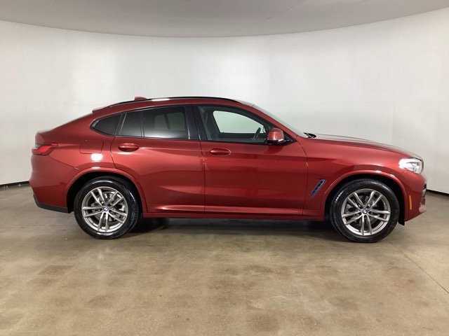 Used 2021 BMW X4 xDrive30i w/ M Sport Package AWD/4WD image 4