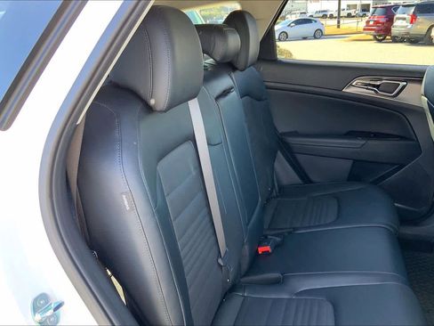 Used 2024 Kia Sportage SX image 20