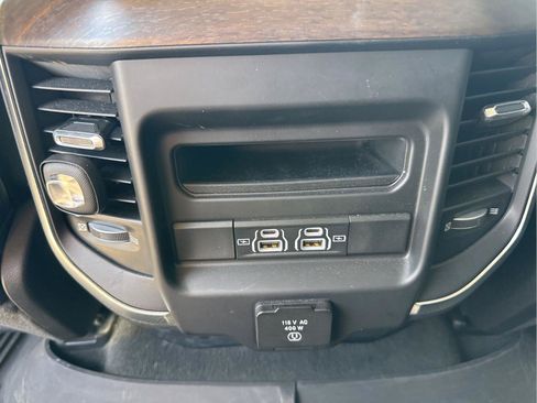 Certified 2022 RAM 1500 Laramie w/ Trailer Tow Group AWD/4WD image 32