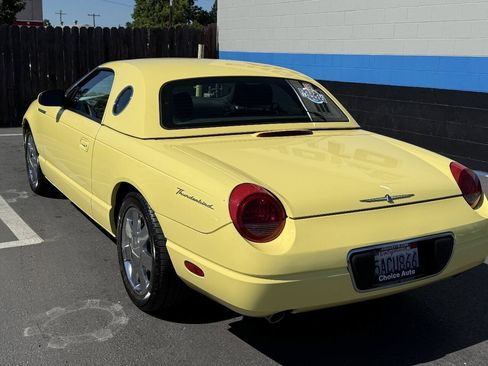Used 2002 Ford Thunderbird RWD image 4