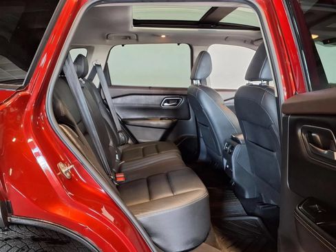 Used 2021 Nissan Rogue SL w/ Premium Package AWD/4WD image 10