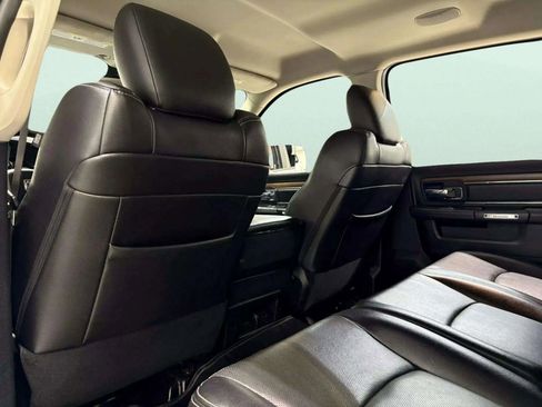 Used 2016 RAM 3500 Laramie w/ Cold Weather Group image 12