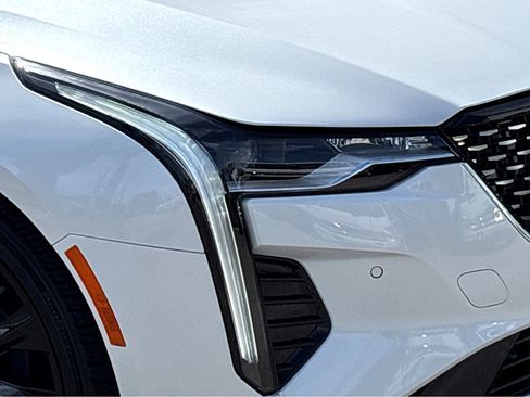 Used 2025 Cadillac CT4 Premium Luxury image 18