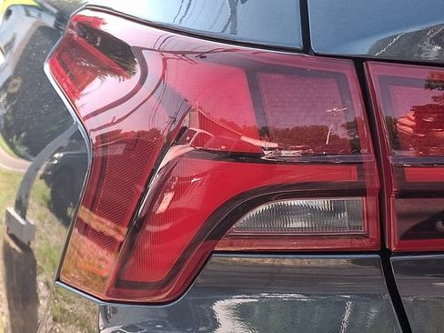 Used 2023 Hyundai Santa Fe Limited AWD/4WD image 10