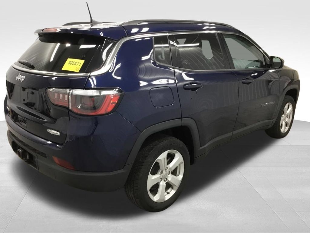 Used 2020 Jeep Compass Latitude w/ Cold Weather Group AWD/4WD image 34