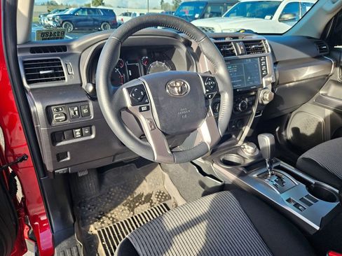 Used 2022 Toyota 4Runner SR5 image 13