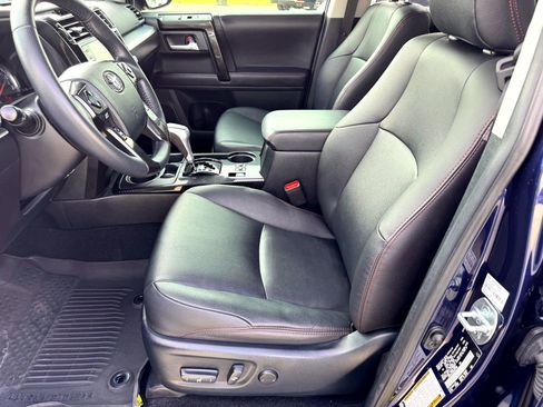 Used 2022 Toyota 4Runner TRD Off-Road Premium image 13