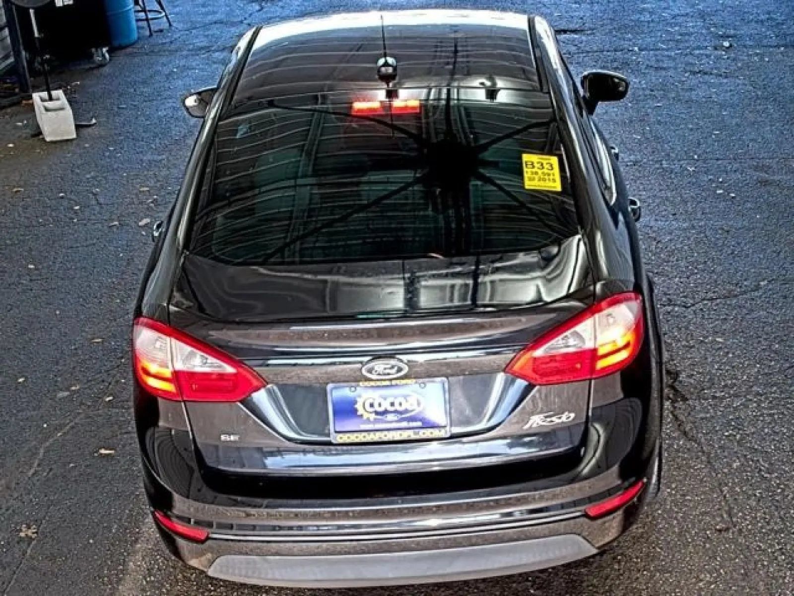 Used 2015 Ford Fiesta SE w/ Comfort Package FWD image 13