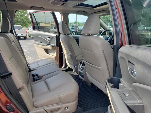 Used 2021 Honda Pilot Touring image 34