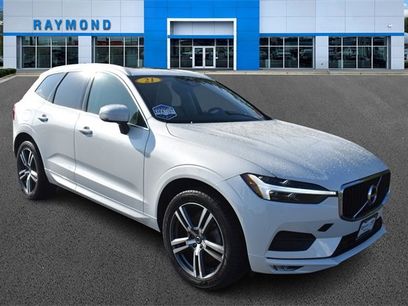Used 2021 Volvo XC60 T6 Momentum