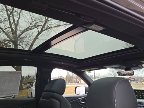 New 2026 Acura RDX SH-AWD image 12