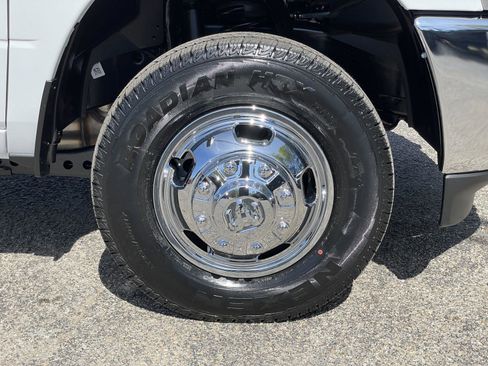 New 2026 RAM 3500 Tradesman AWD/4WD image 45