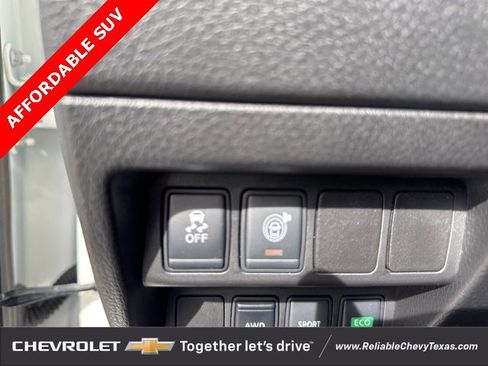 Used 2017 Nissan Rogue SV image 24