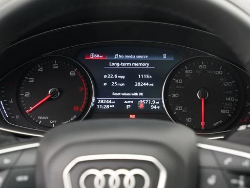 Used 2023 Audi Q5 2.0T Premium w/ Convenience Package AWD/4WD image 10