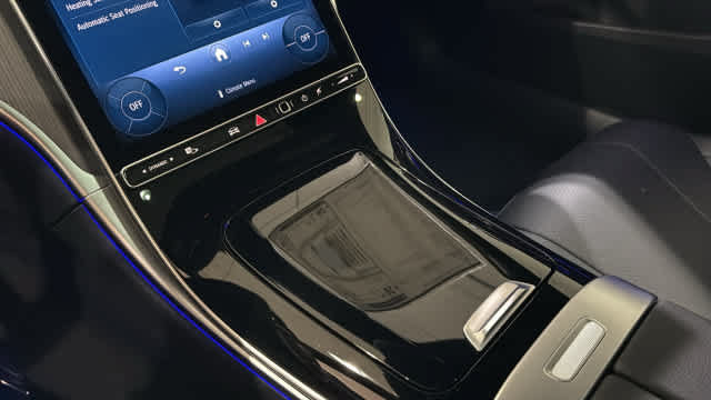 New 2026 Mercedes-Benz CLE 450 4MATIC Coupe image 22