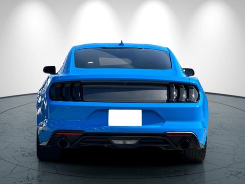 Used 2022 Ford Mustang Coupe w/ Equipment Group 101A RWD image 5