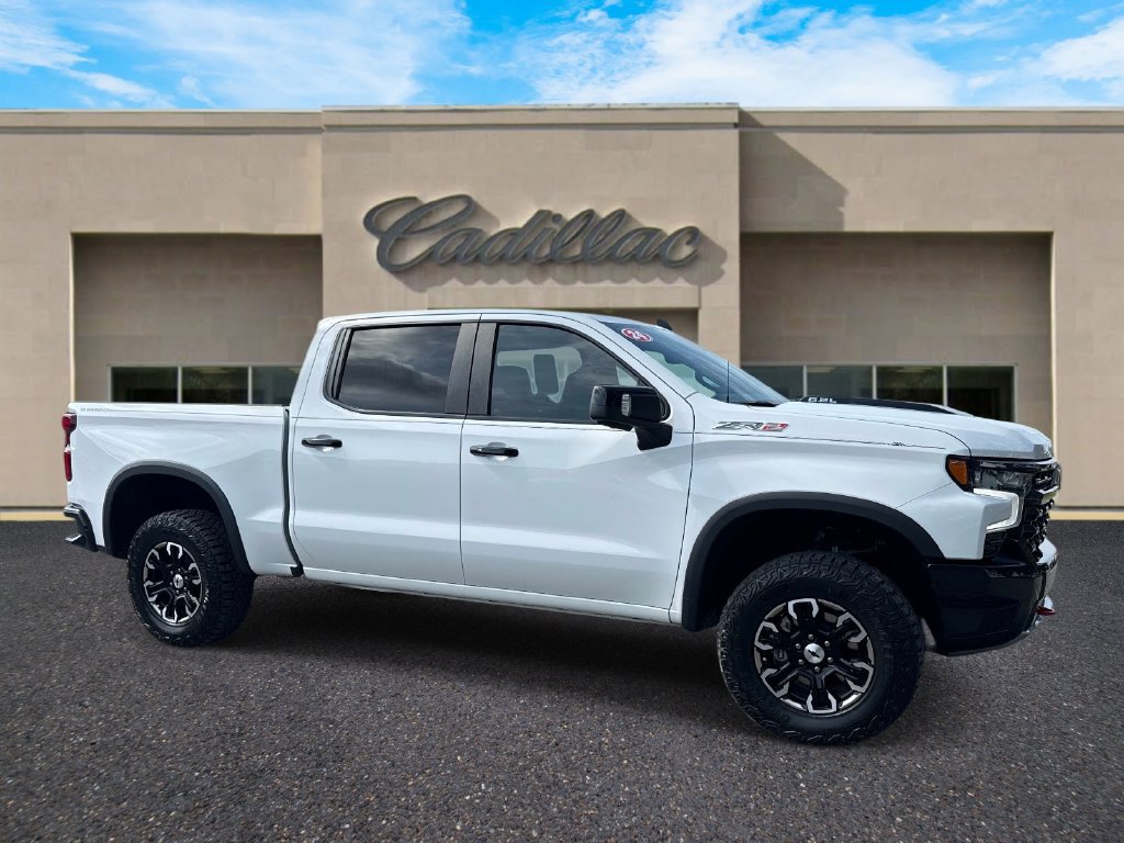 Used 2024 Chevrolet Silverado 1500 ZR2 w/ Technology Package AWD/4WD image 1