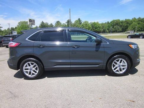 Used 2021 Ford Edge SEL w/ Convenience Package AWD/4WD image 6