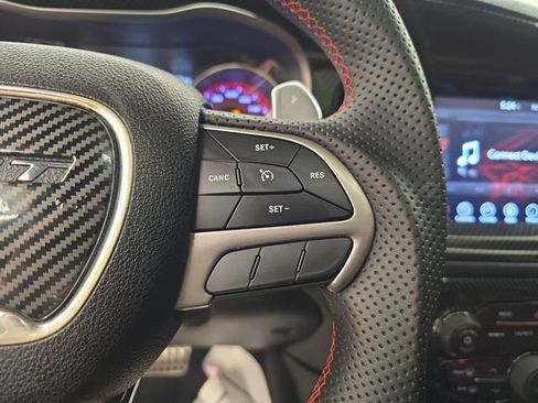 Used 2017 Dodge Charger SRT Hellcat w/ Harman/Kardon Audio Group RWD image 33