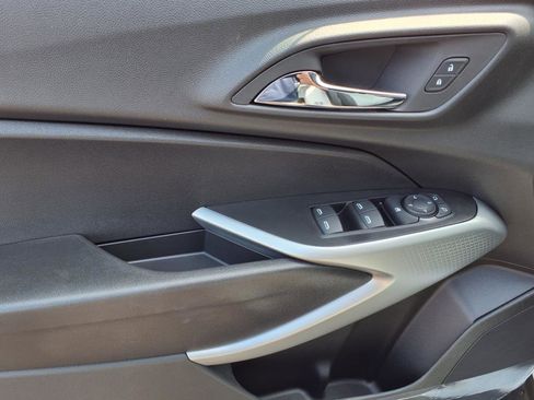 New 2025 Chevrolet Trax RS w/ Driver Confidence Package image 10