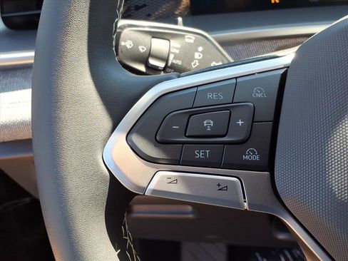 New 2025 Volkswagen Tiguan S image 18