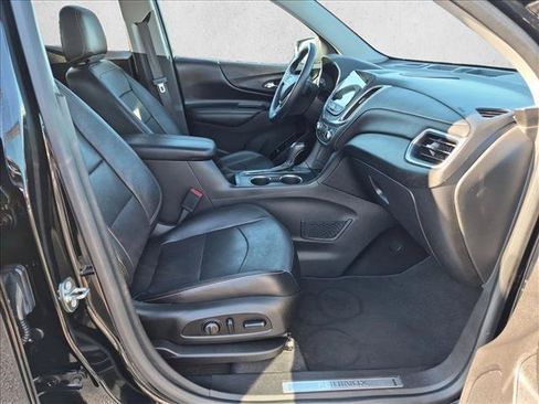Used 2018 Chevrolet Equinox Premier FWD image 18