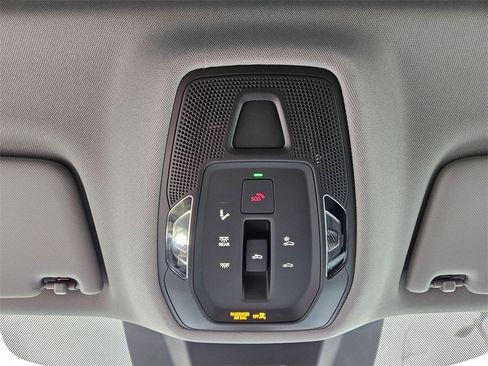 Used 2025 Audi Q5 Premium Plus image 16