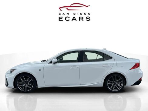 Used 2018 Lexus IS 300 F Sport image 8