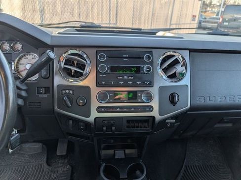 Used 2009 Ford F250 FX4 image 3