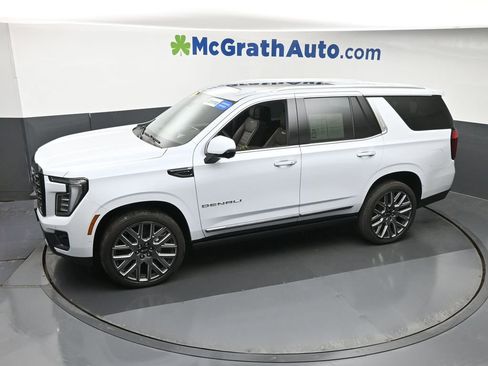 Used 2026 GMC Yukon Denali Ultimate AWD/4WD image 36