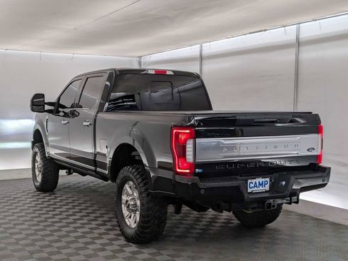 Used 2017 Ford F350 Platinum image 4