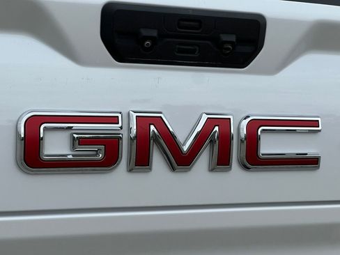 Used 2023 GMC Sierra 1500 SLT w/ SLT Convenience Package AWD/4WD image 57
