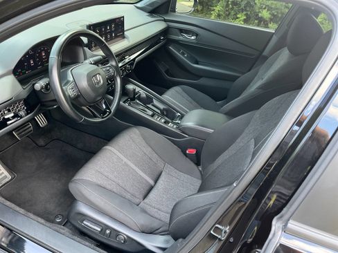 Used 2023 Honda Accord Sport image 11