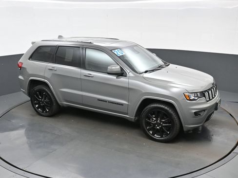 Used 2020 Jeep Grand Cherokee Altitude AWD/4WD image 41